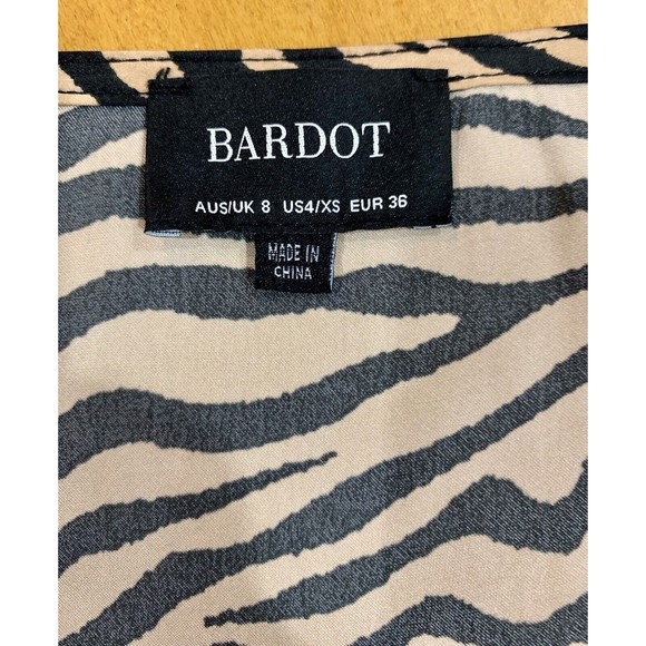 Bardot Tiger Print Long Sleeve Wrap Side Tie Crop Top Copper Size XS - Picture 3 of 5